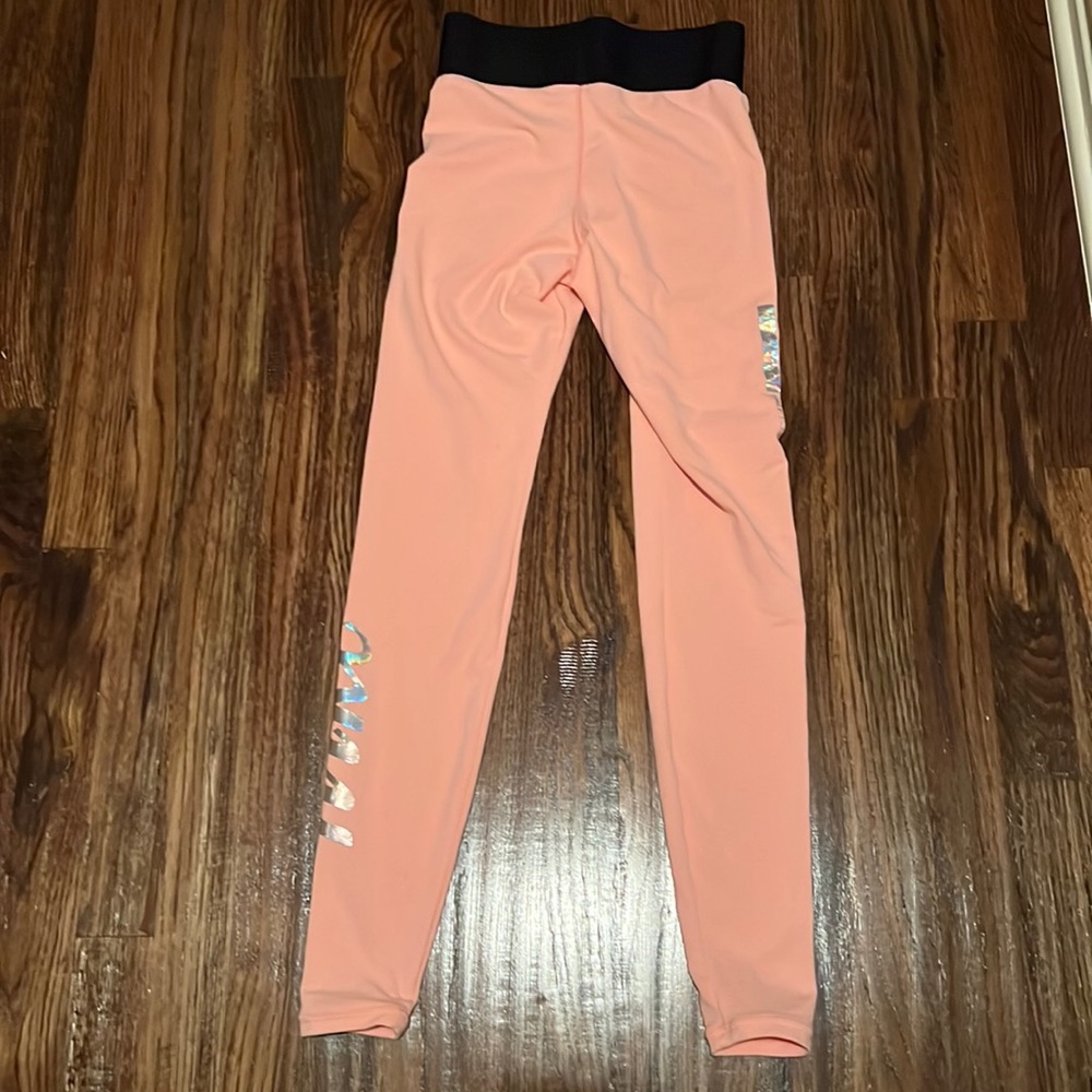 Pink nike leggings (never worn)